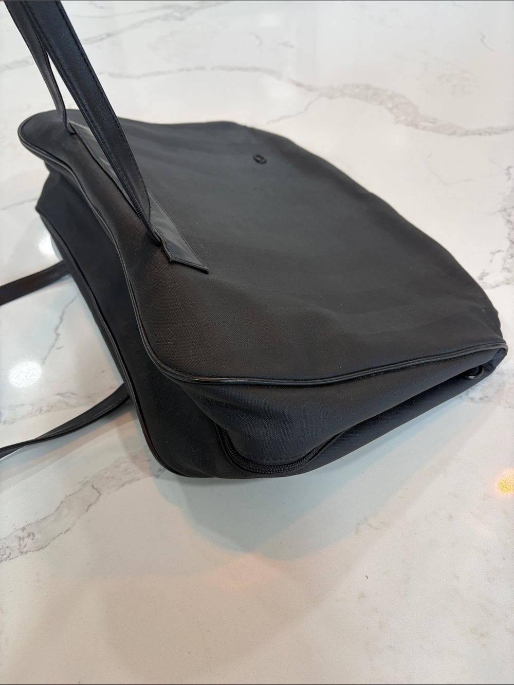 Oscar de la Renta Black Laptop Tote Bag - Picture 4 of 11